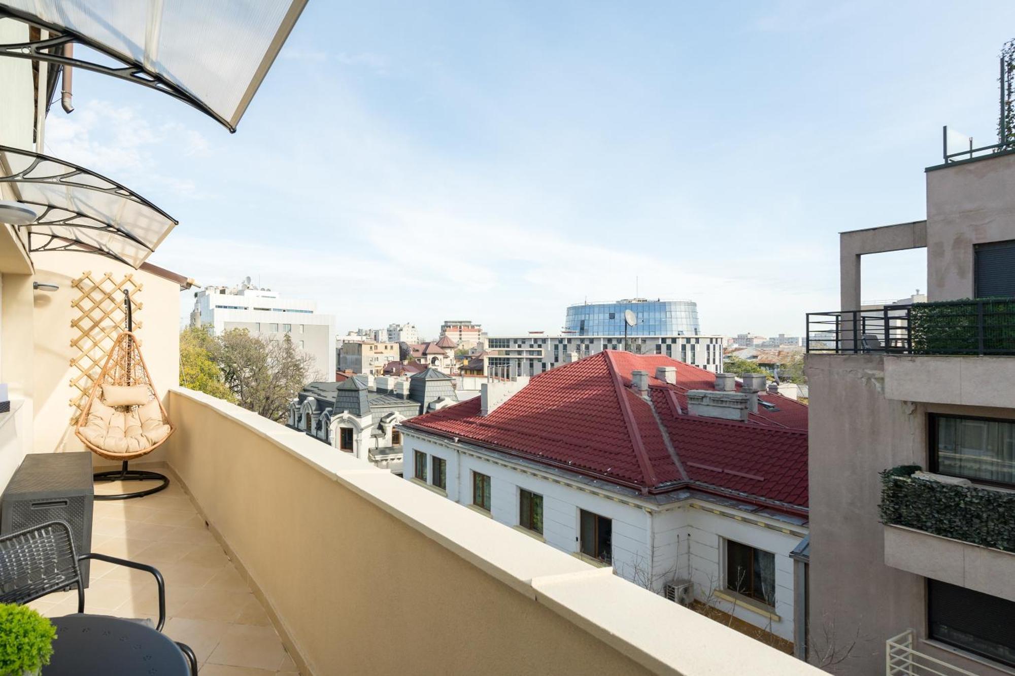 Urban Dream Studio With City Views & Comfort Букурещ Екстериор снимка