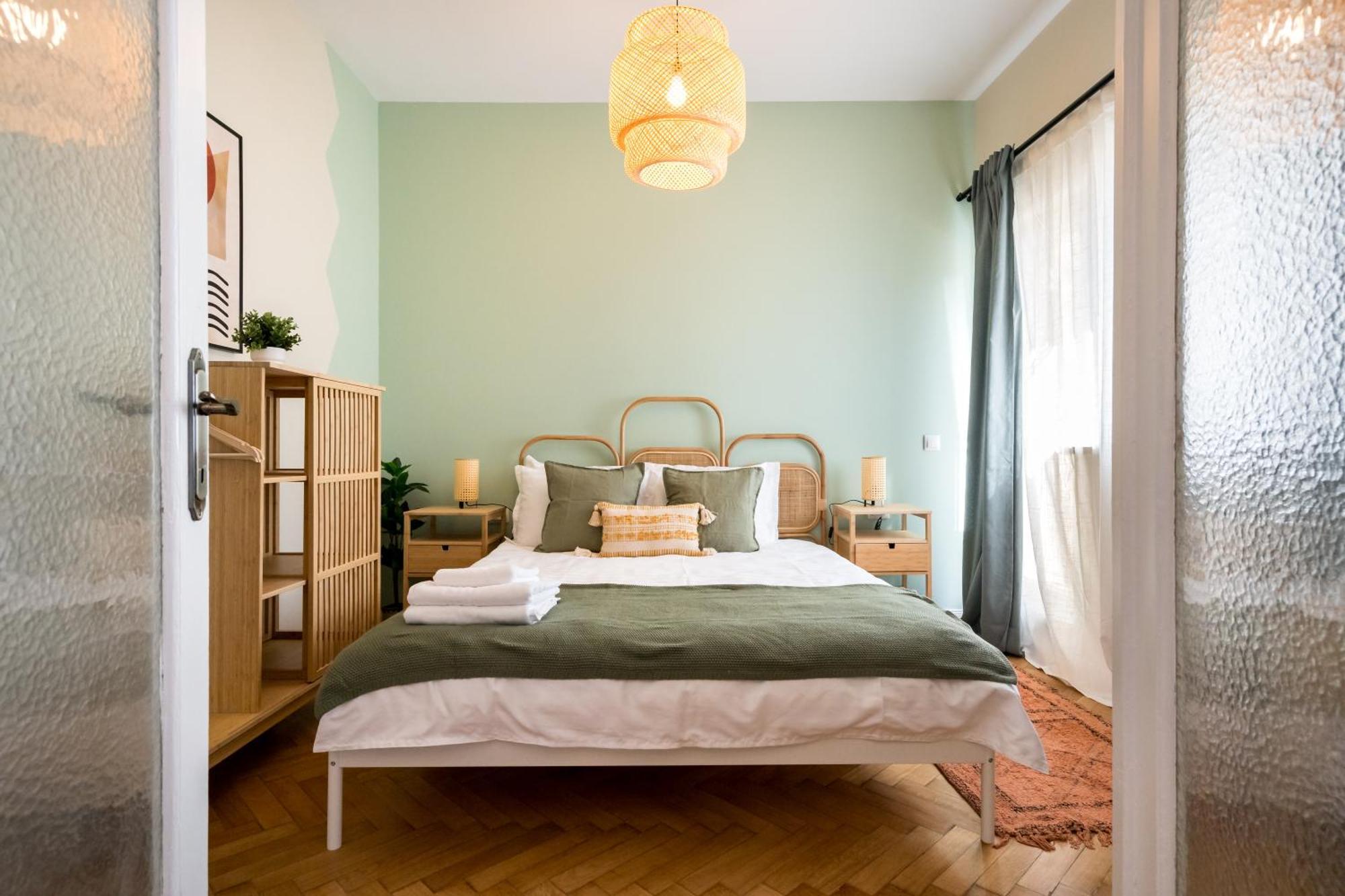 Urban Dream Studio With City Views & Comfort Букурещ Екстериор снимка